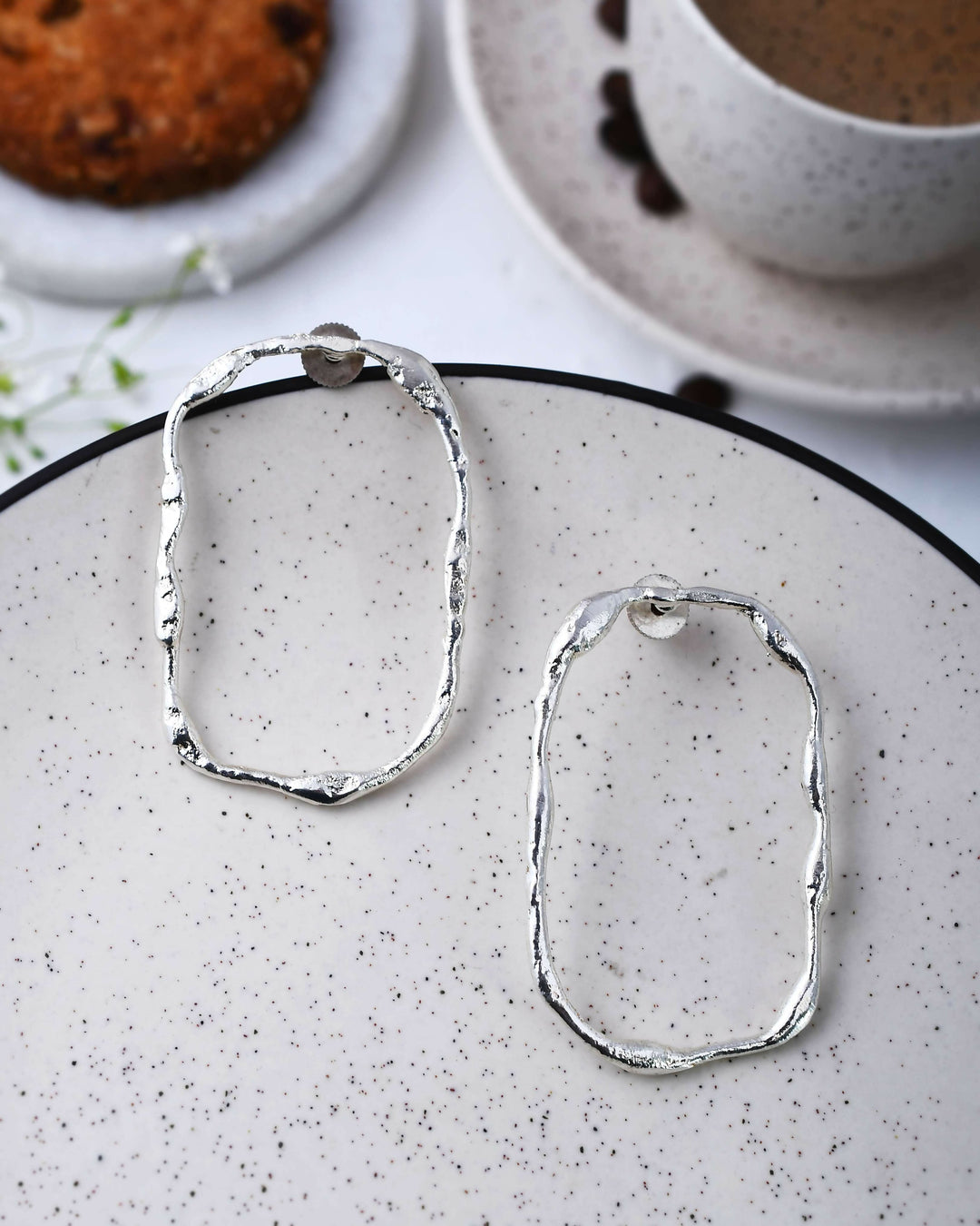Dawn Oval Earrings