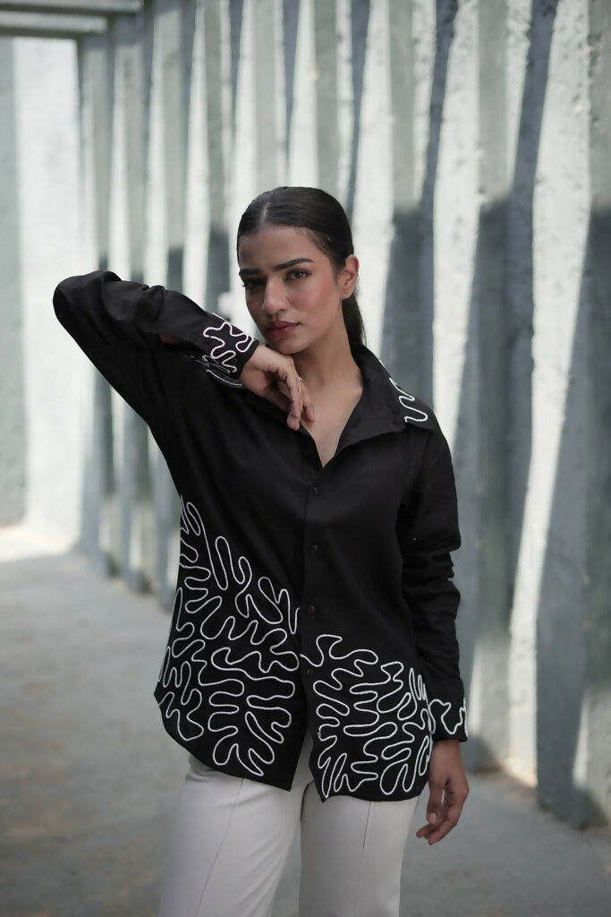 Unisex Black Dori Shirt