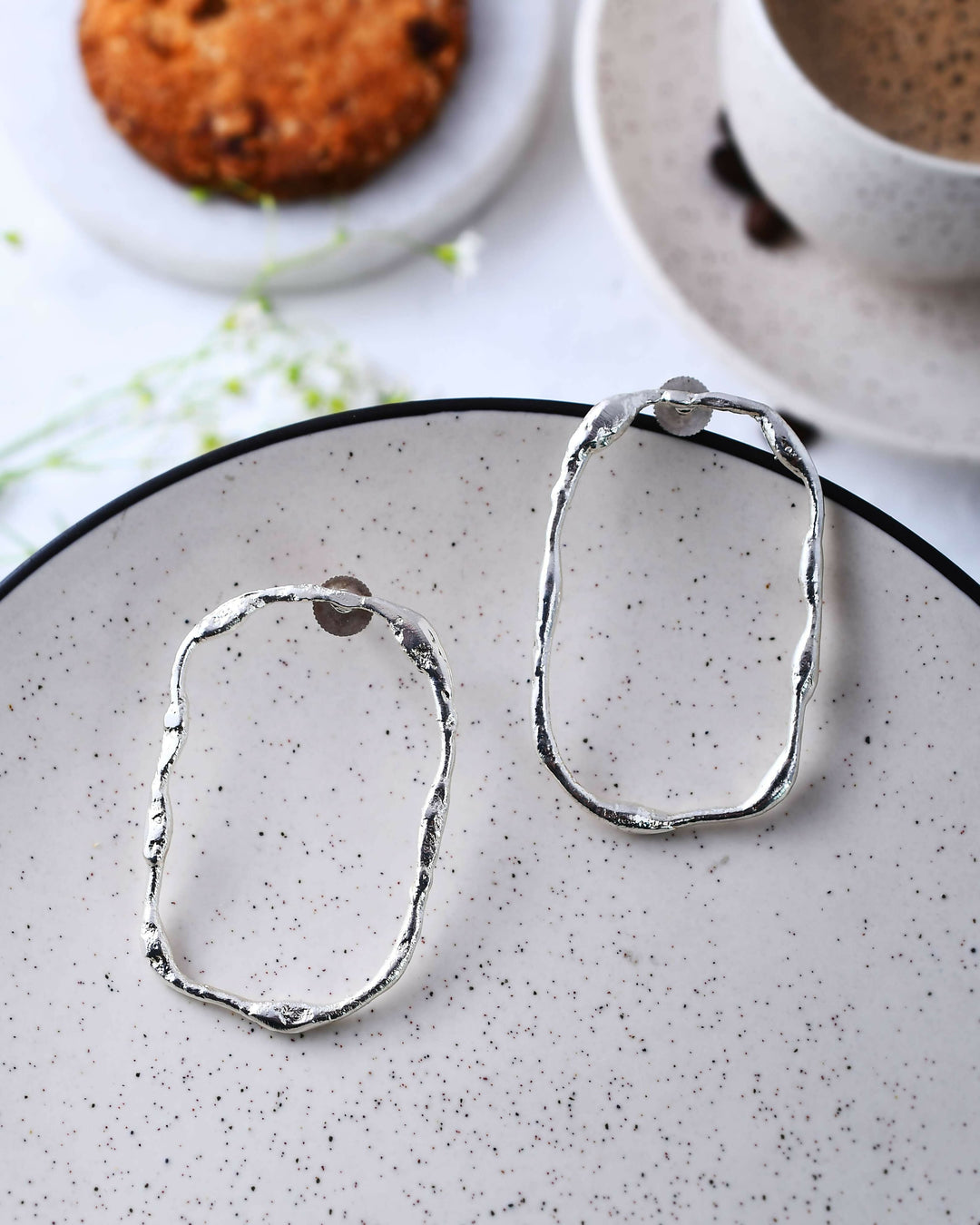 Dawn Oval Earrings
