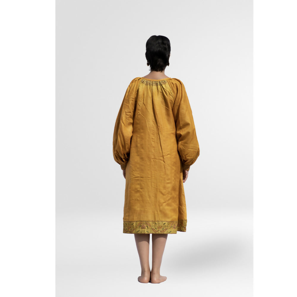 Mandrin Garnet Knot Dress