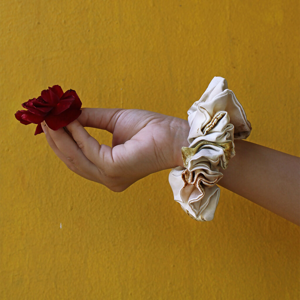 Bageeya Daisy Anti Breakage Scrunchie