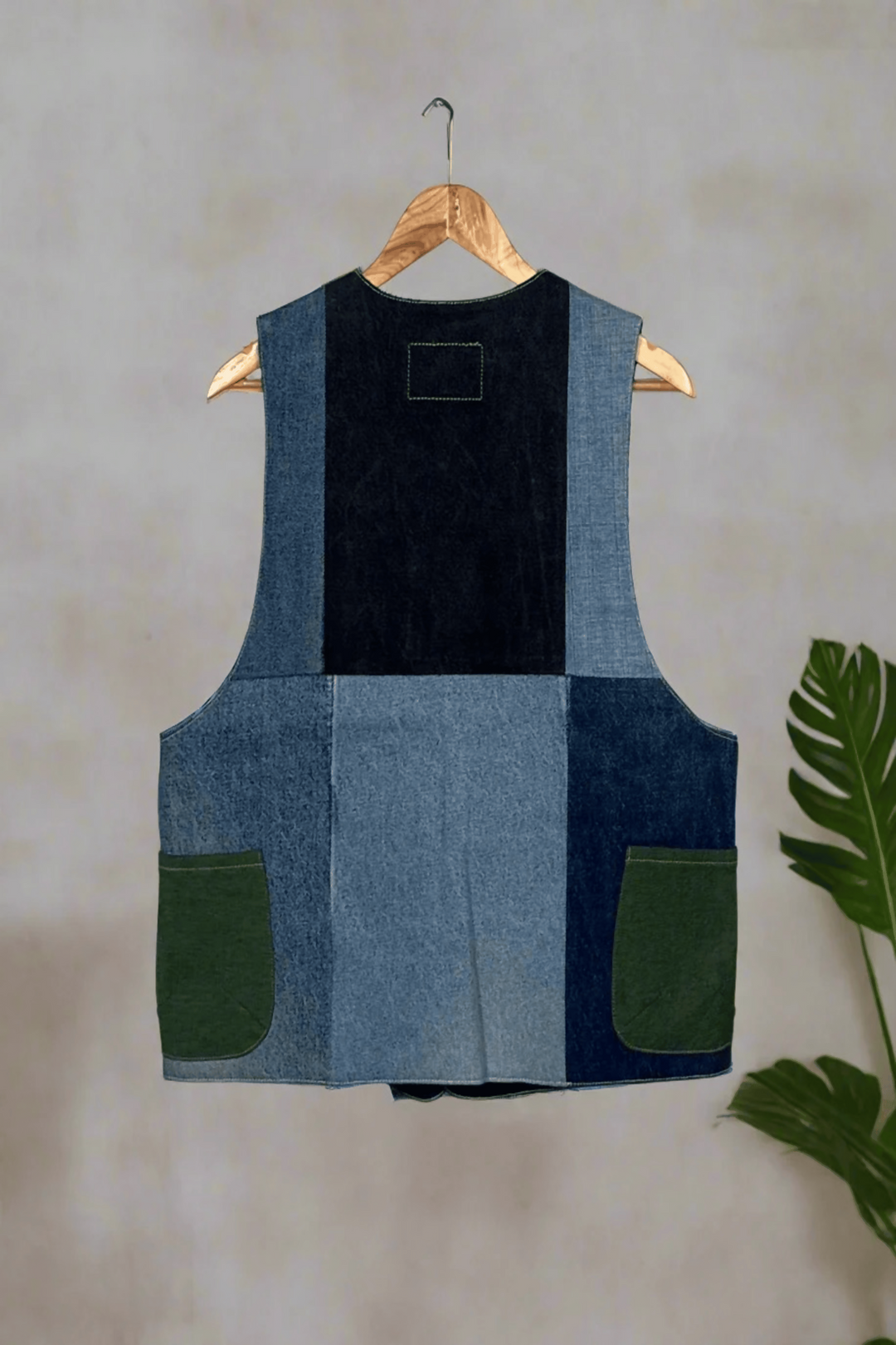 Unisex Dual-Tone Patched Gilet Jacket