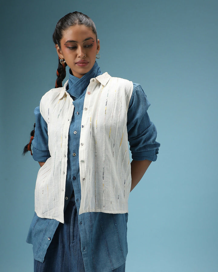 Threaded Horizon Vest