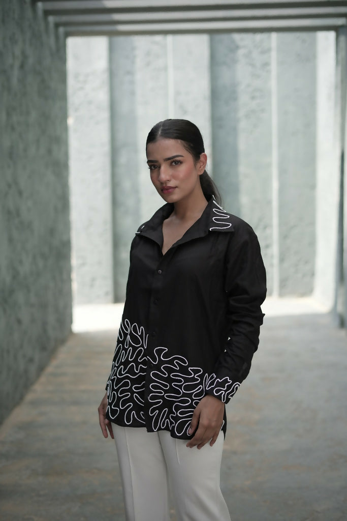 Unisex Black Dori Shirt