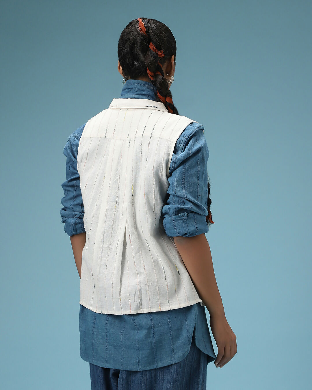Threaded Horizon Vest