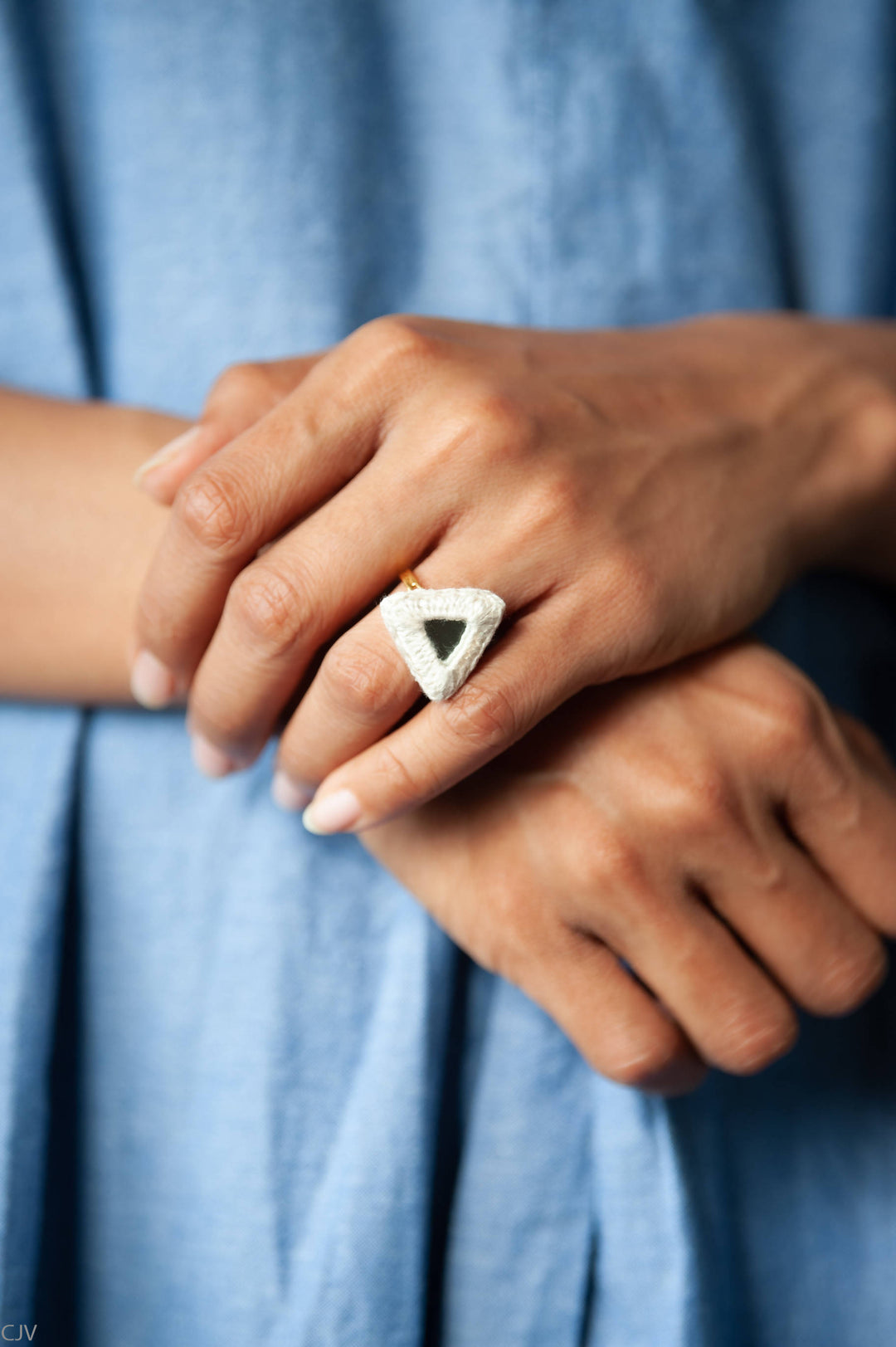 White Triangular Mirror Ring