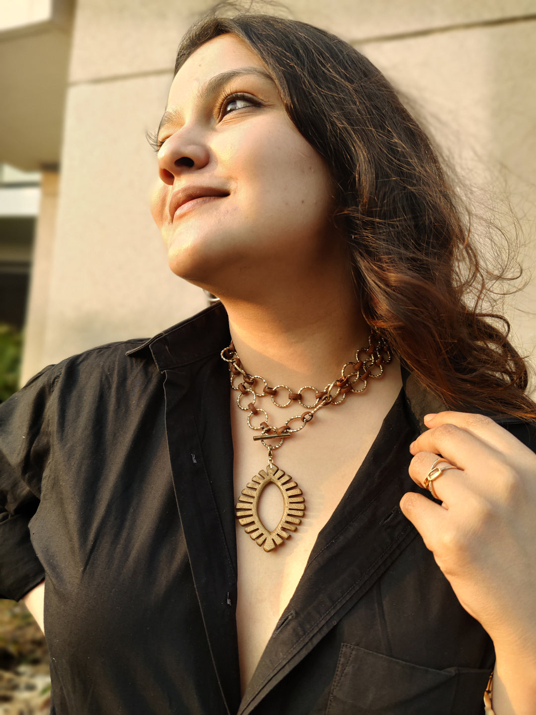 Eye Silhouette Amulet Link Neckpiece