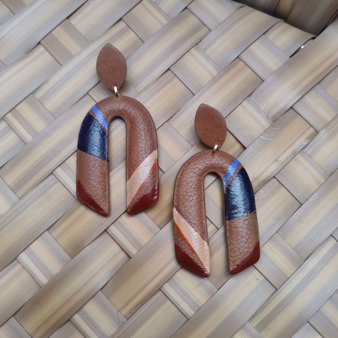 Arch Earrings