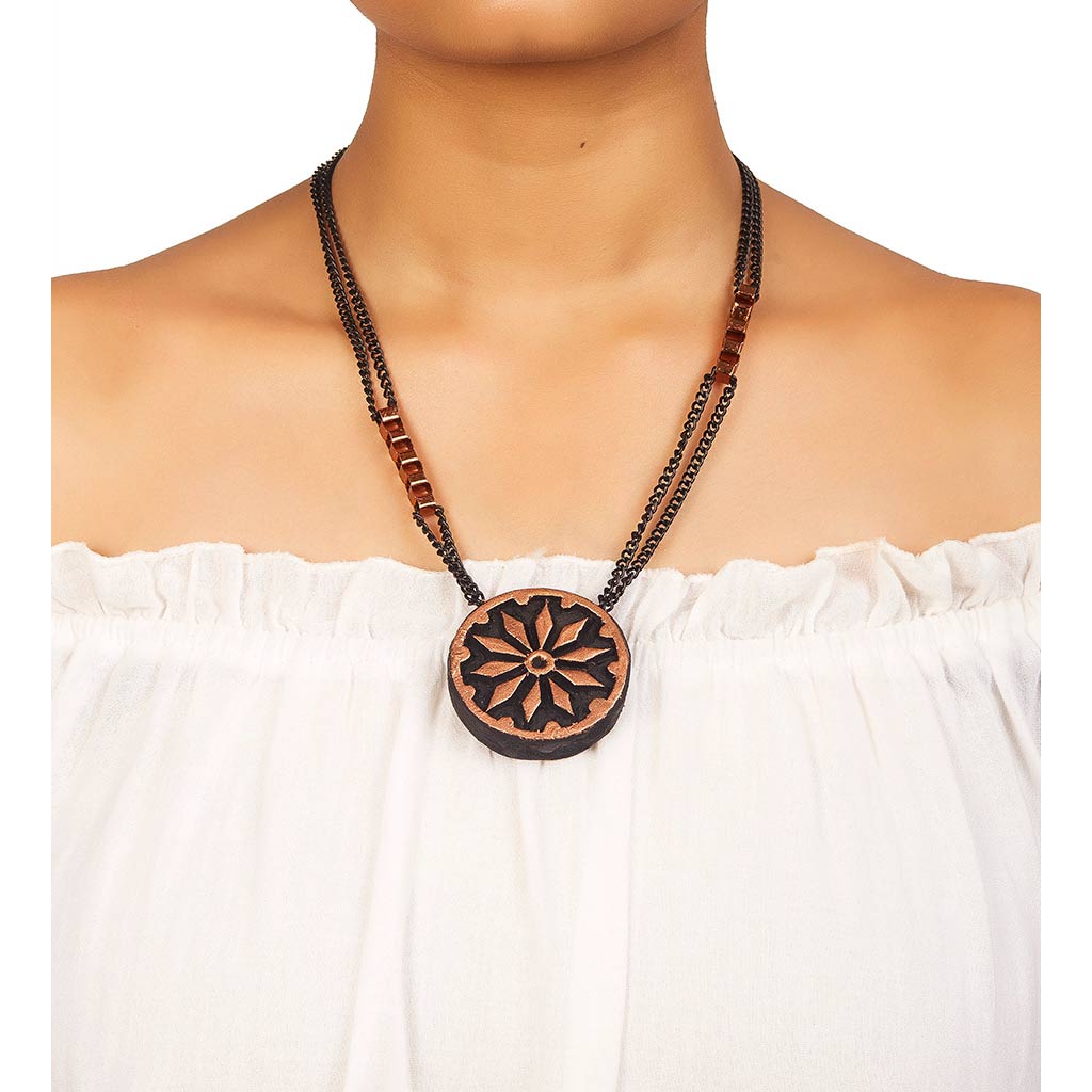 Ashoka Chakra Small Necklace