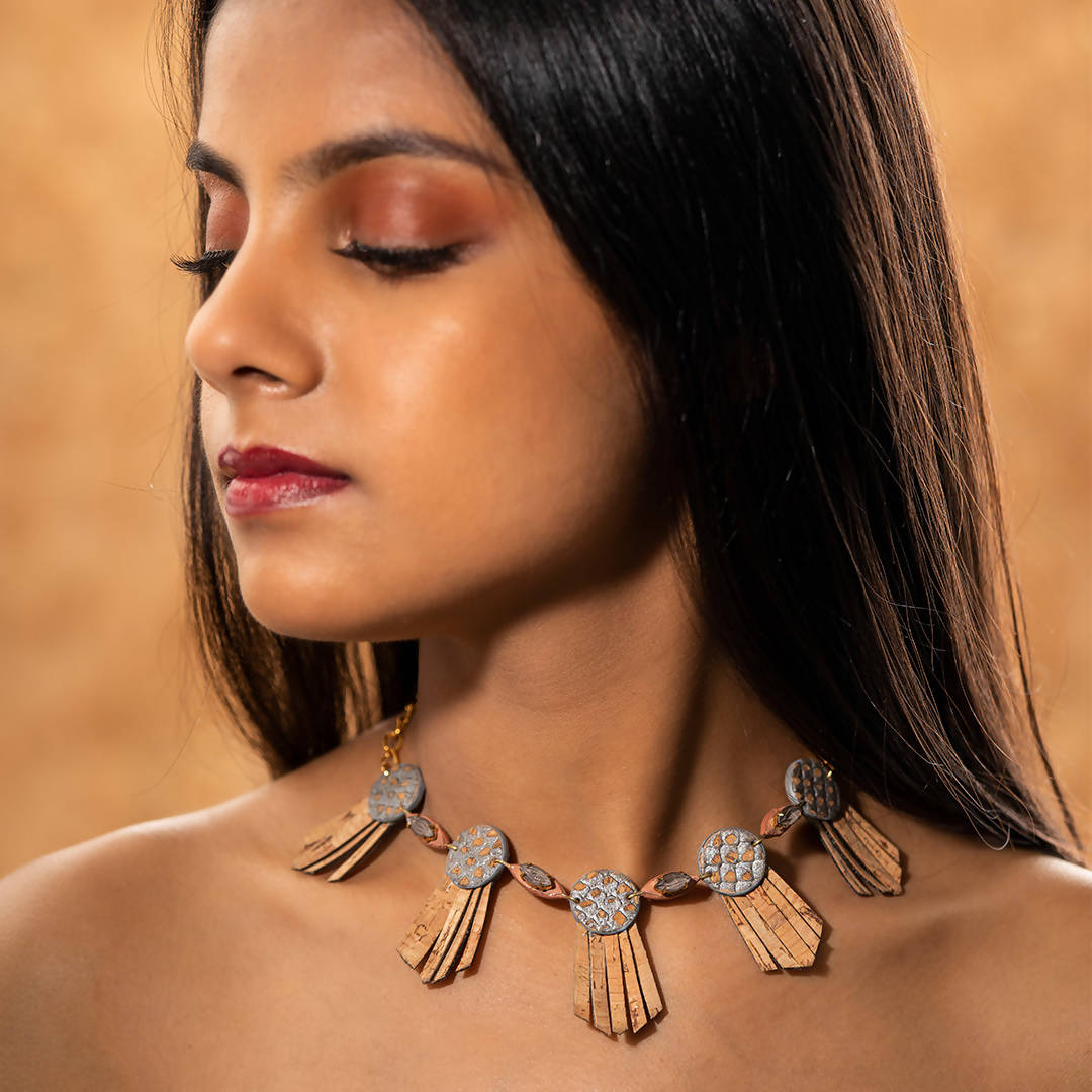 Fringe Choker