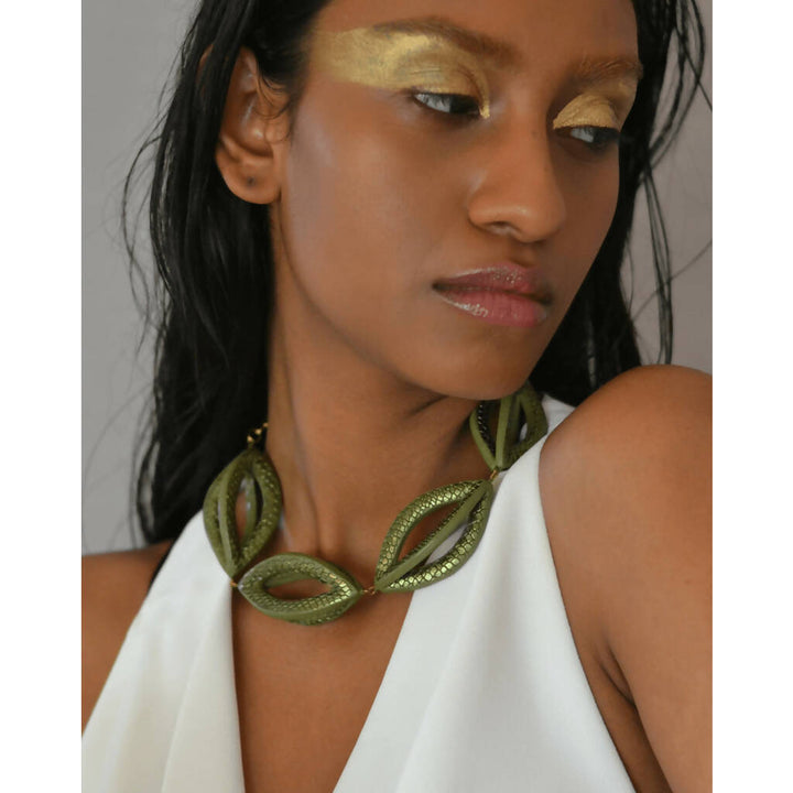 Prism Choker