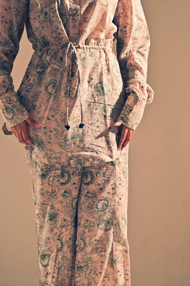 Beryl Knotted Waist Shirt