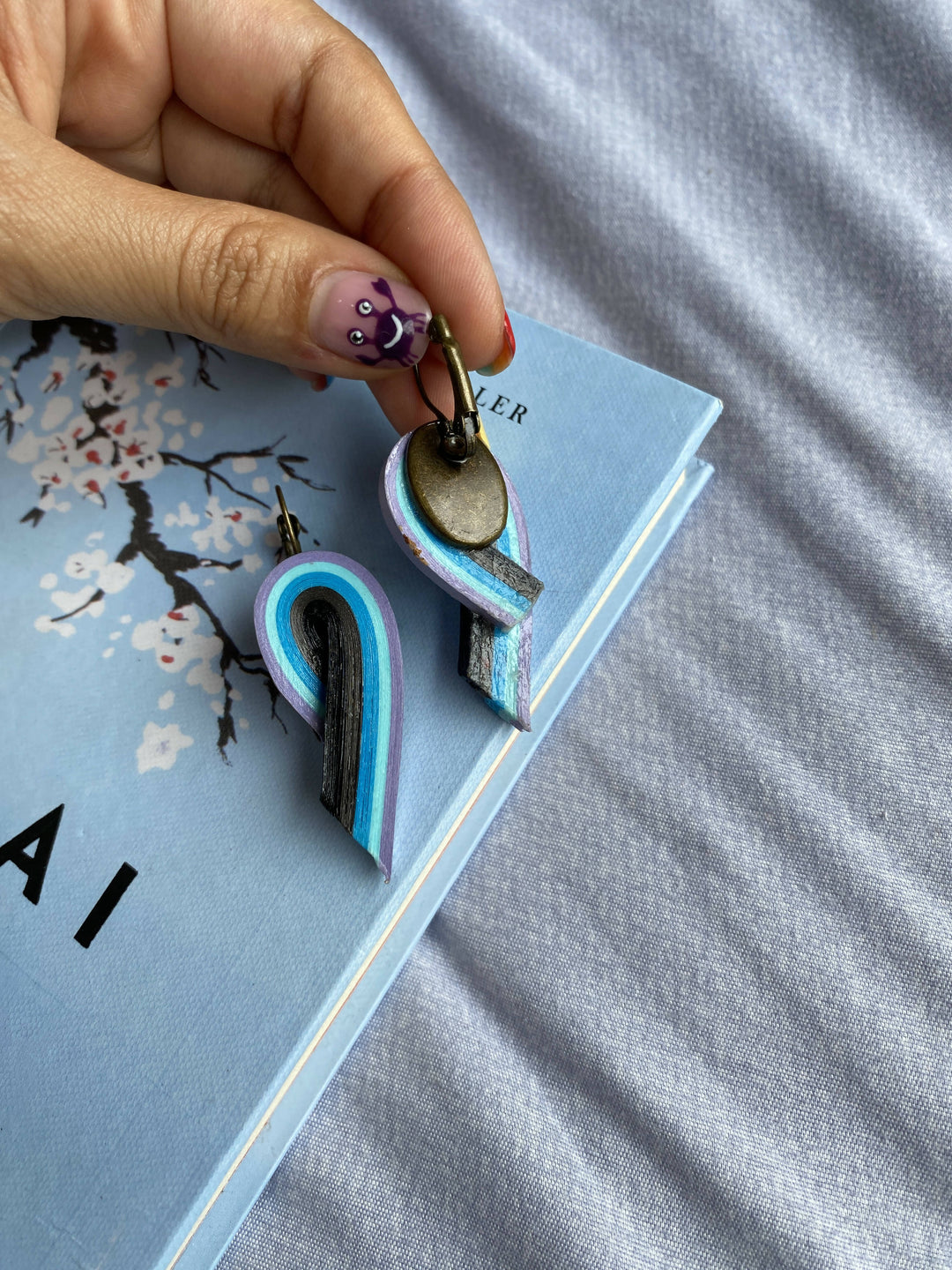 Monday Blues Swirl Earrings