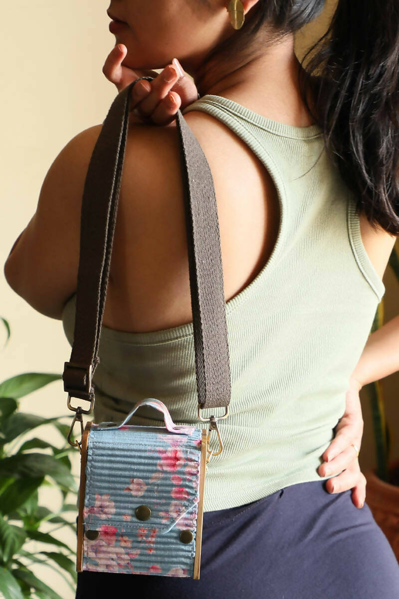 Vintage Blossom 4 in 1 Box Clutch