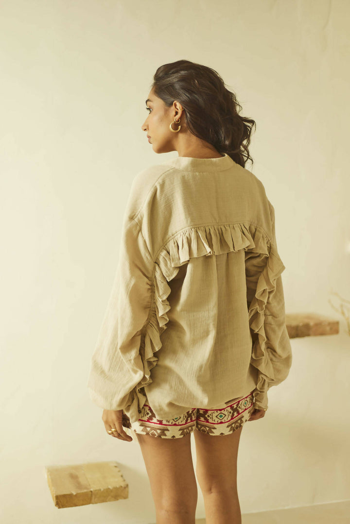 Oversized shirt with ruffles
