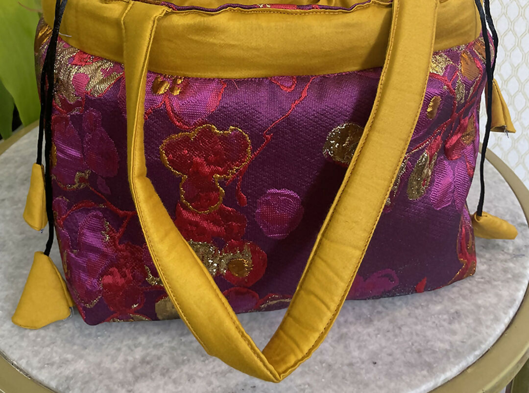 The Festive Surprise Potli Bag