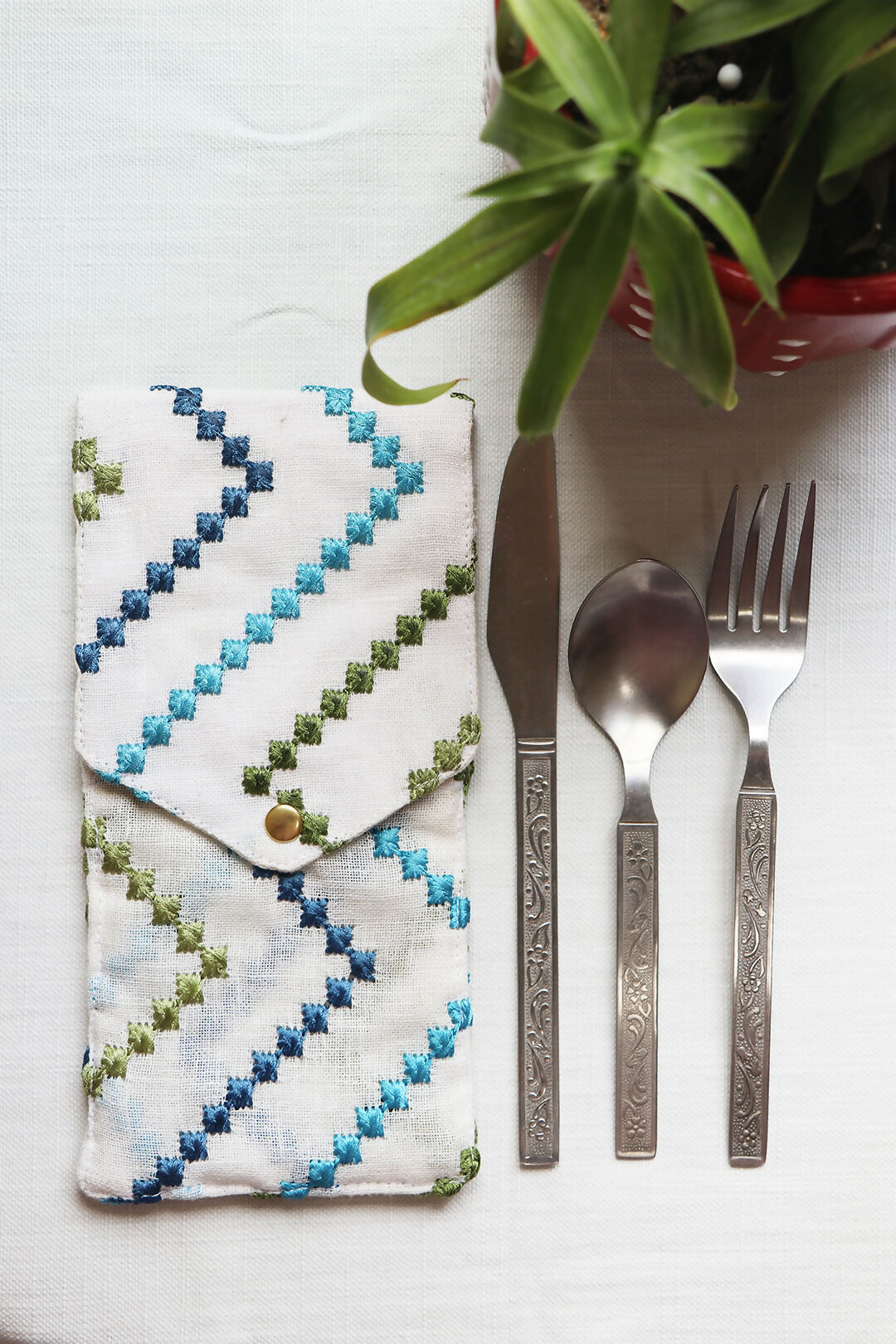 Zig-Zag Embroidered Cutlery Case