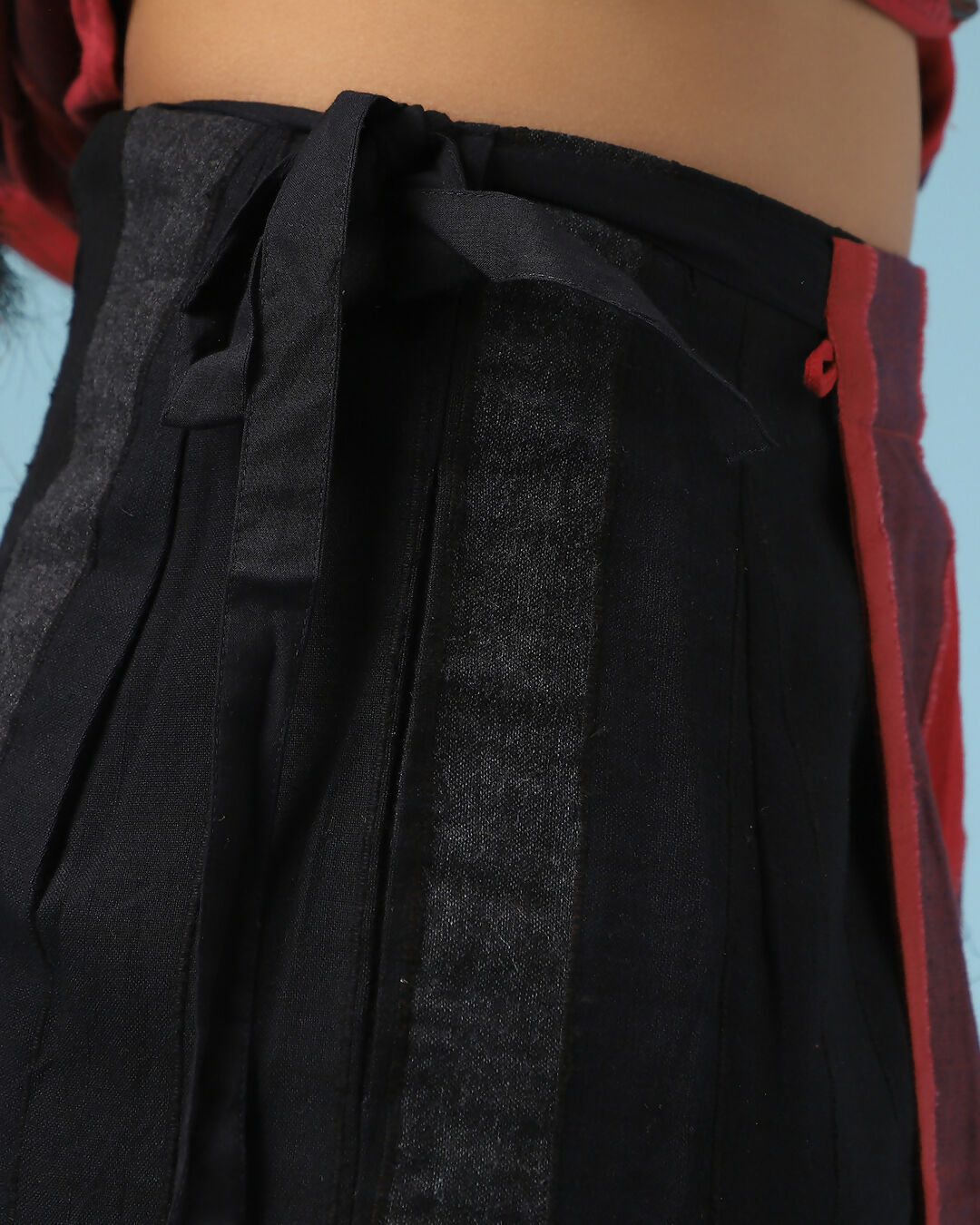 The Half Glazed Red-Black Skirt