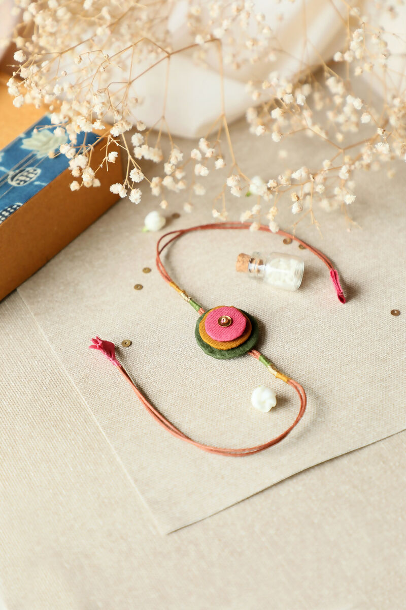 Gulnaar Rakhi