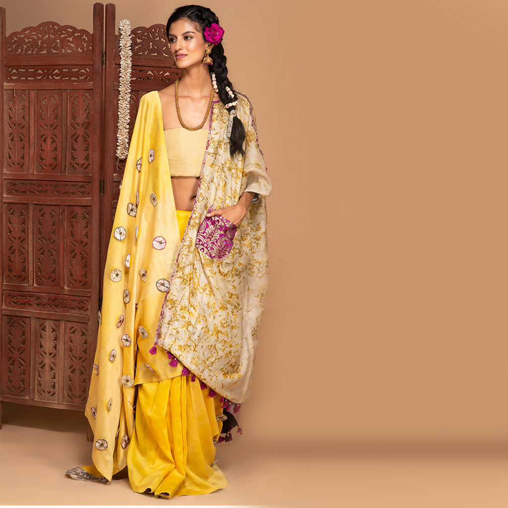 Divya Pushp Yellow Blossom Saree