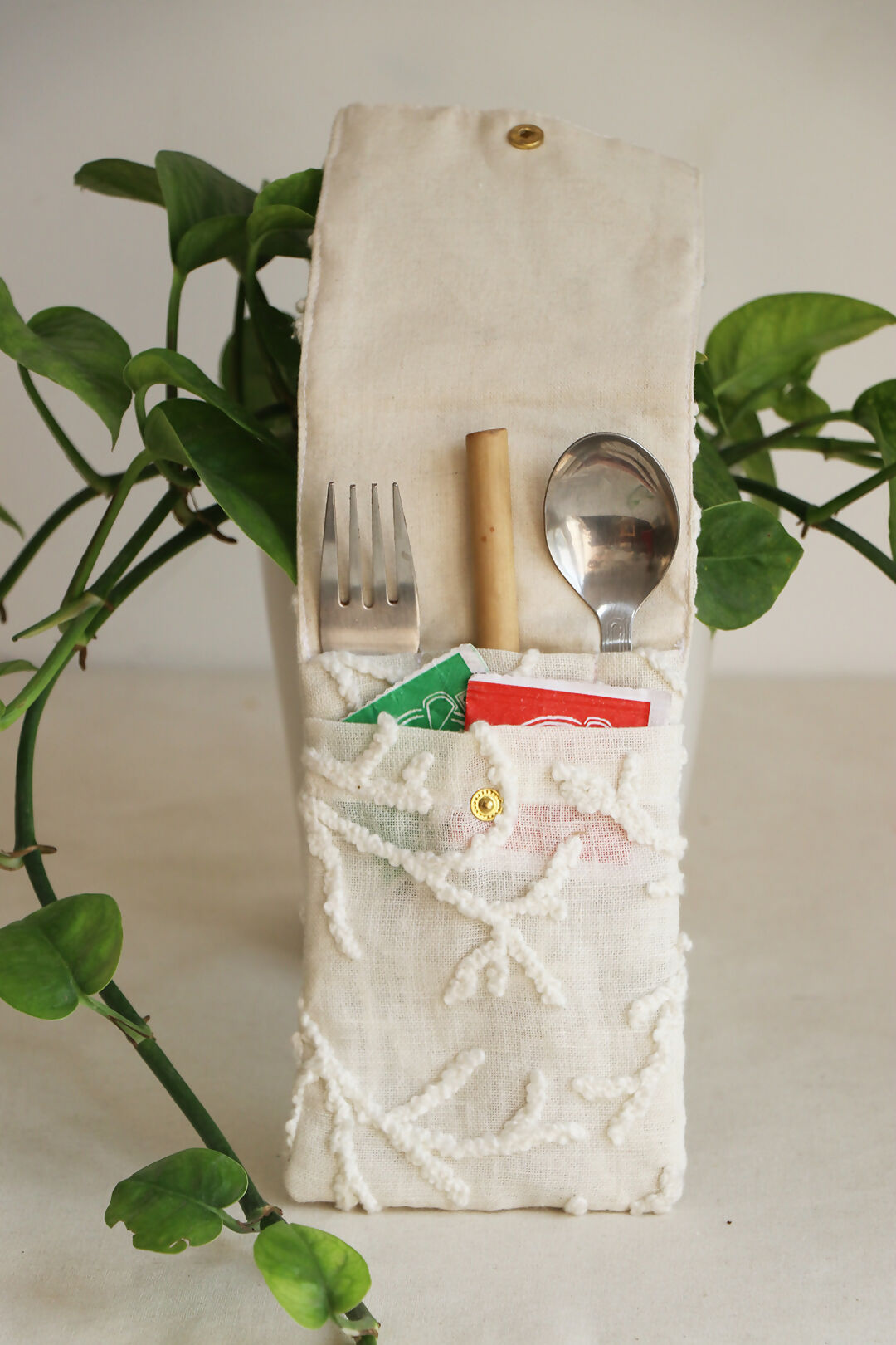 Cotton Leaf Cutlery Case