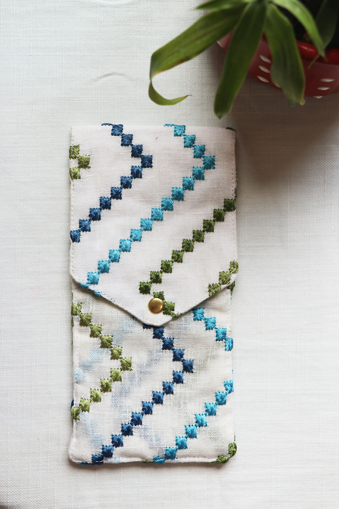 Zig-Zag Embroidered Cutlery Case