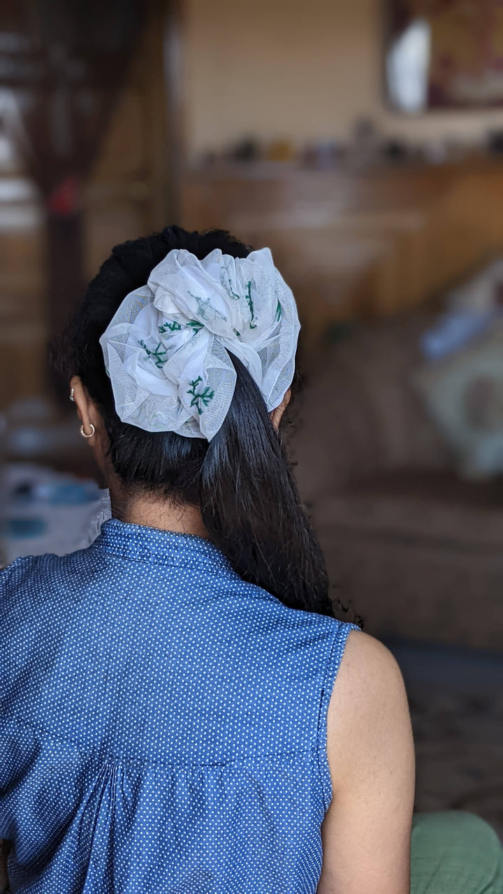 Himalayan Mugwort Scrunchie