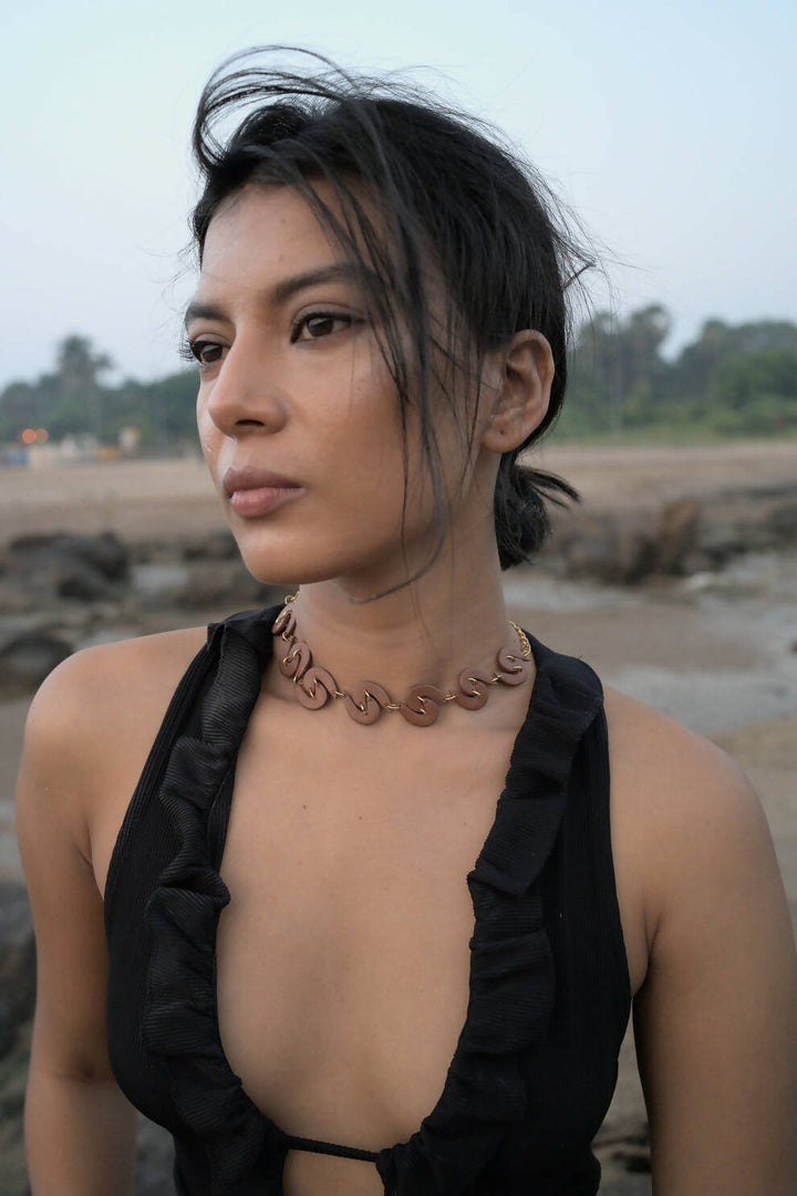 Helix Choker