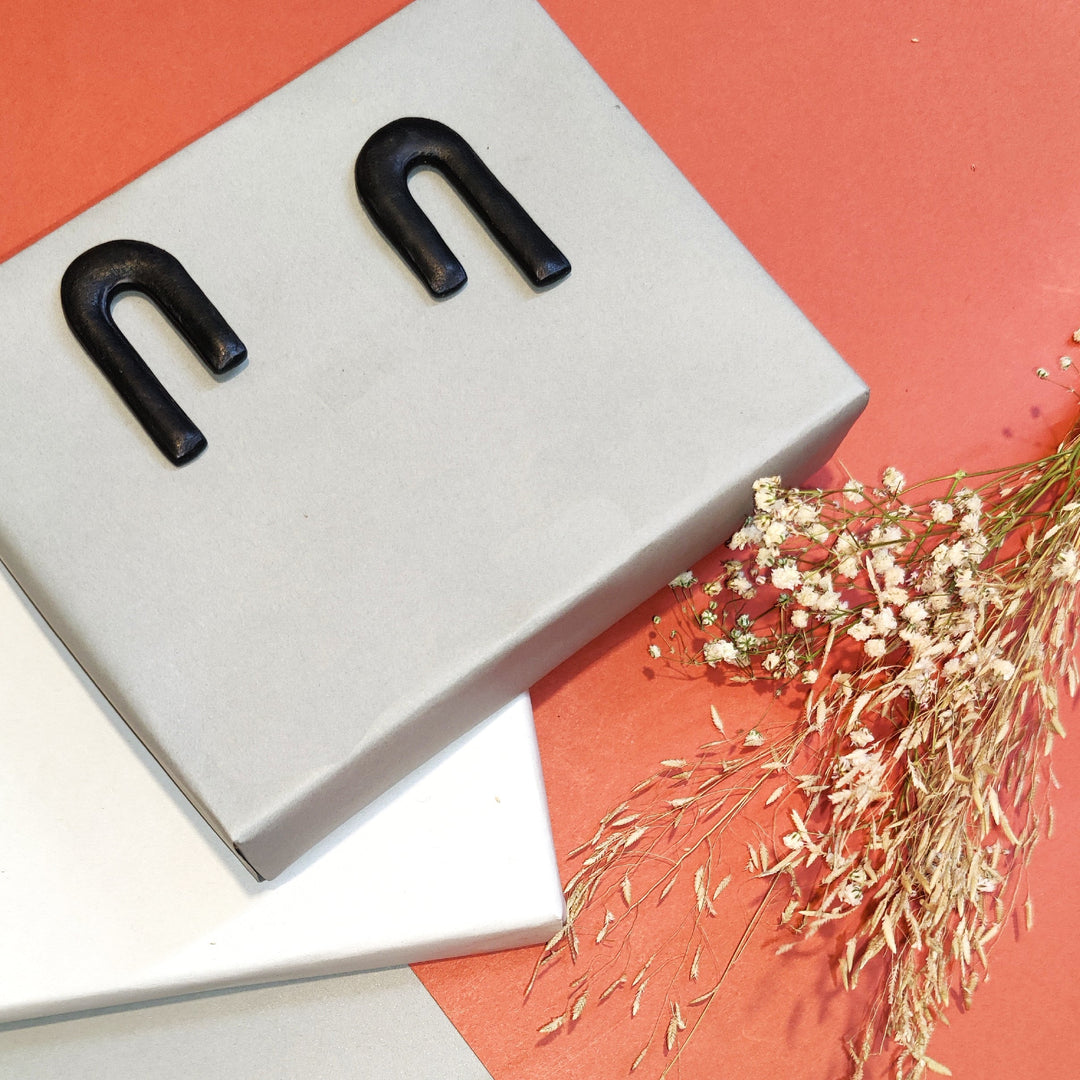 Arch Earrings