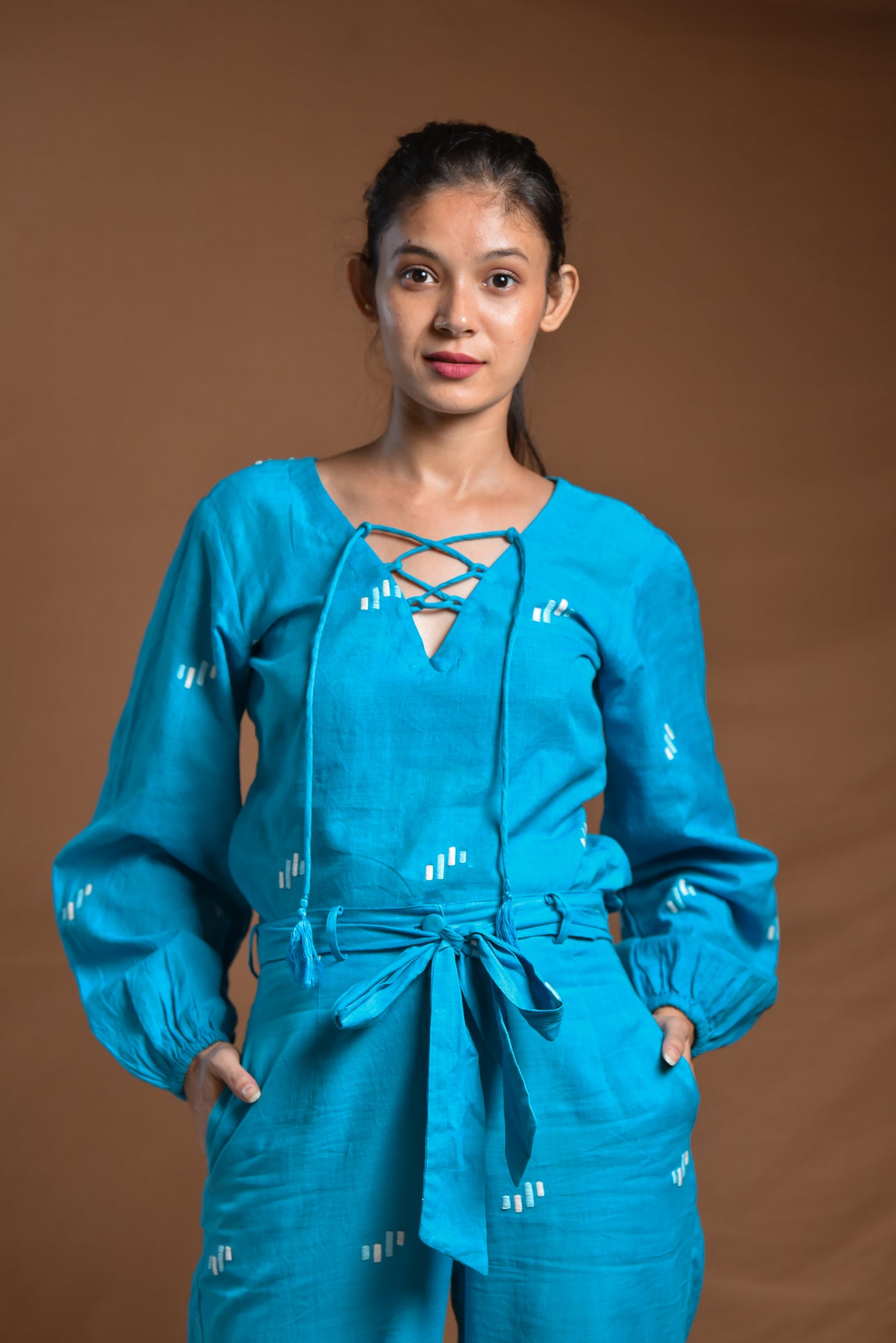 Aakarshan Balloon Sleeves Top