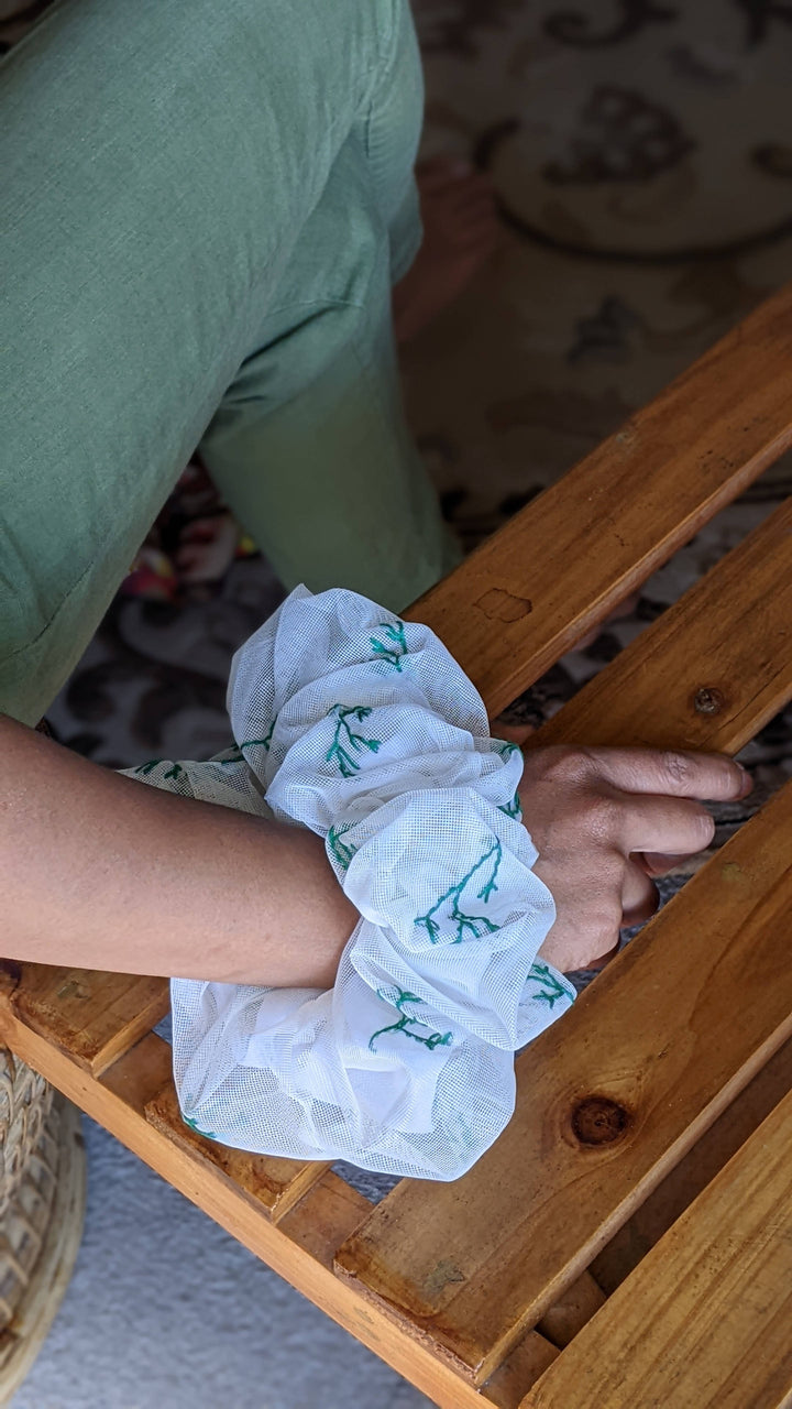 Himalayan Mugwort Scrunchie