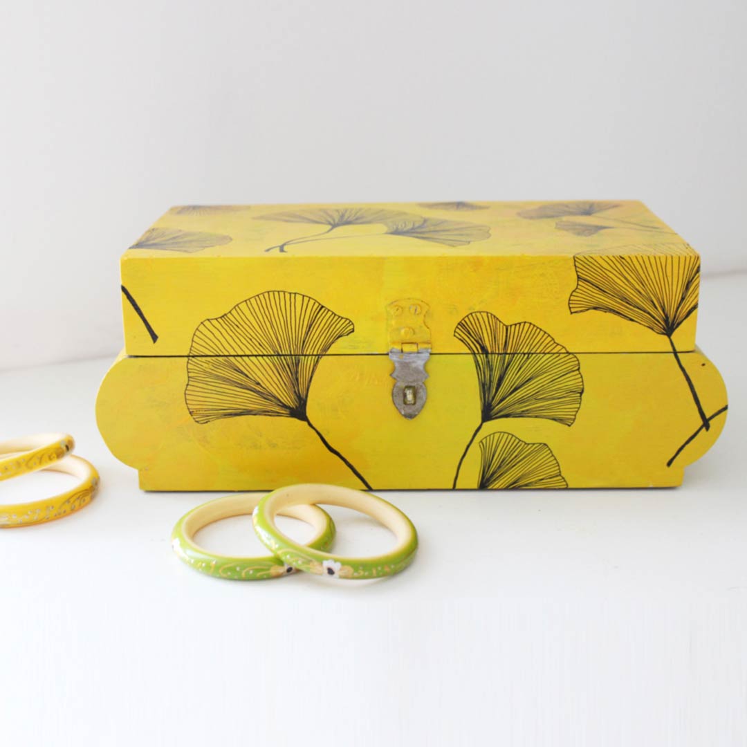Gingko Leaves Box