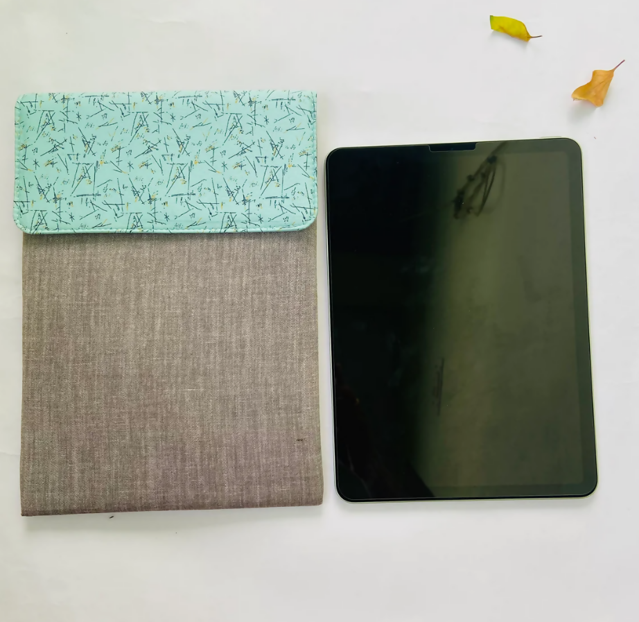 Grey iPad / Tablet Sleeve