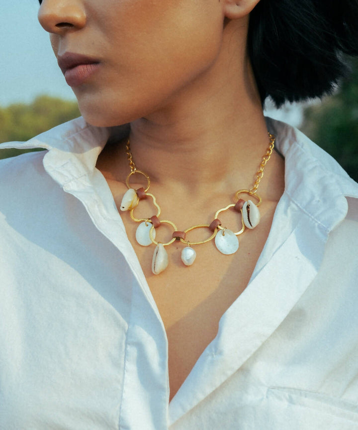 Coral Choker