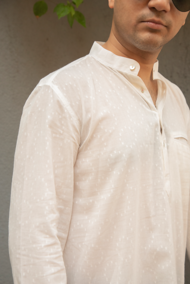 Nura Kurta