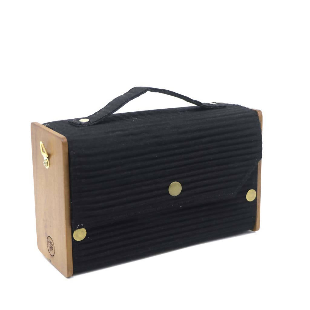 Black Sea Box Clutch