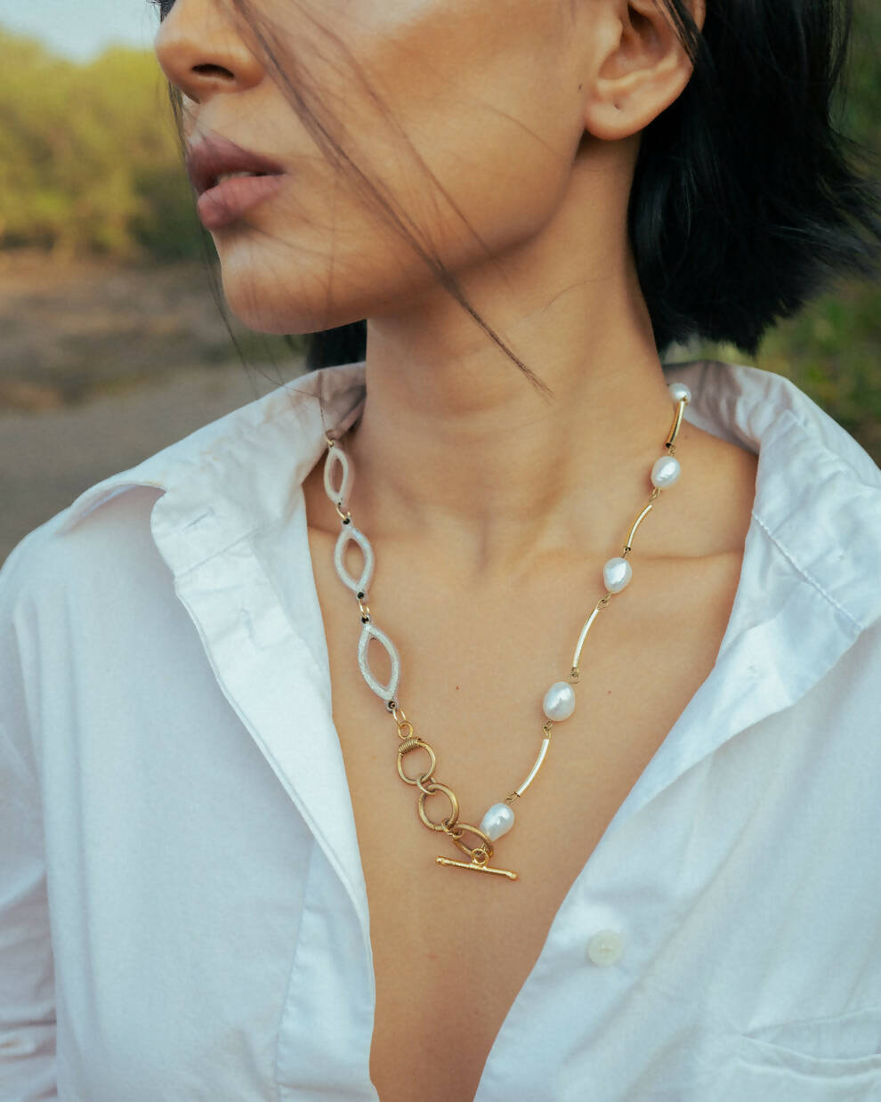 Nacre Neckpiece